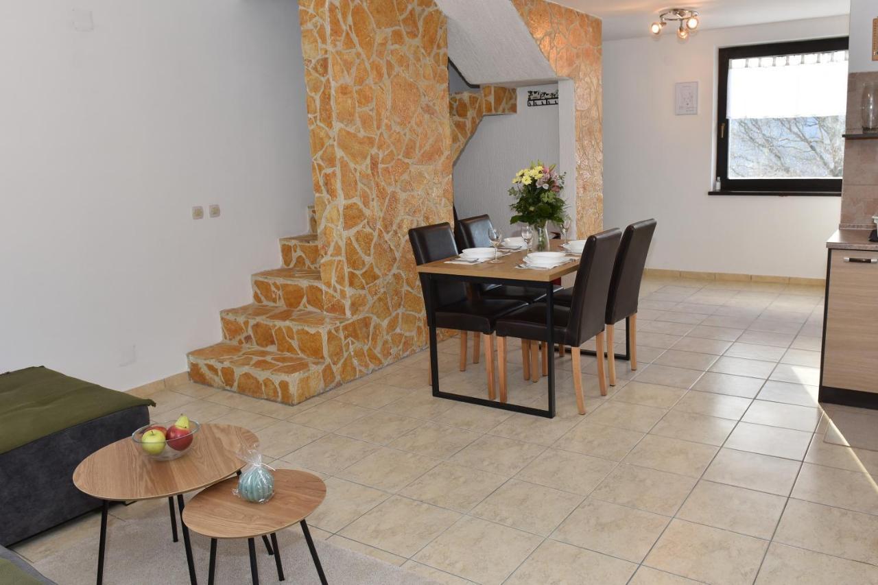 Holiday Home Franky Varazdin Breg Екстериор снимка
